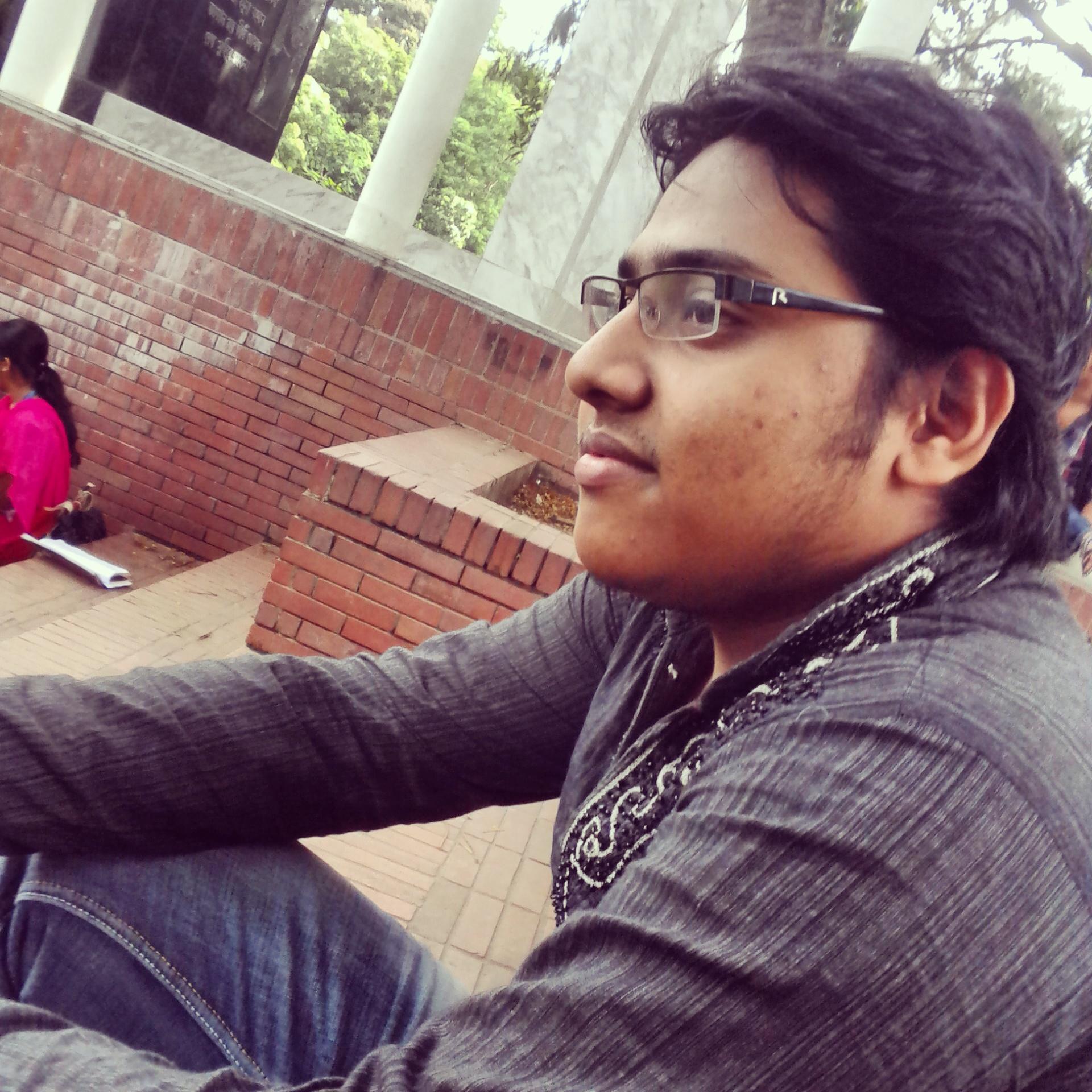 Studying Software Engineering.

CEO & Founder of Varabit Web Design.

Skill: Web design and development.
website: https://t.co/NPJCt9N88i