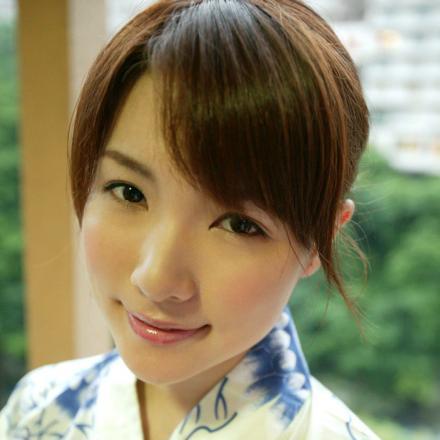 大学時代に心理学を学んでいたこともあり、最近は恋愛に関する勉強ばかりしています。私自身は独身なのです(汗)