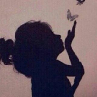 ‏هنُا سَـ تجثُوا أحُرفيْ ، هنُا سَـ أصرخُ بـِ حُريّہ ، هنُا سَـ أطيّل بـِ تأمُلـآتيْ ، وَ سَـ تسّطر أحلـآميْ التي لا أستطيعُ إمتِلـآگہآ.