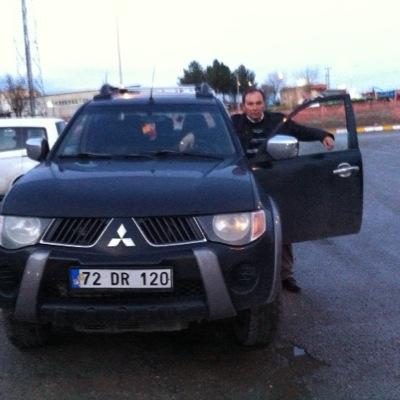 yimazakcal's profile picture. 