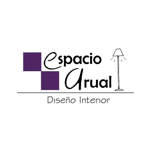 Laura Gomez, Diseñadora de Interiores.