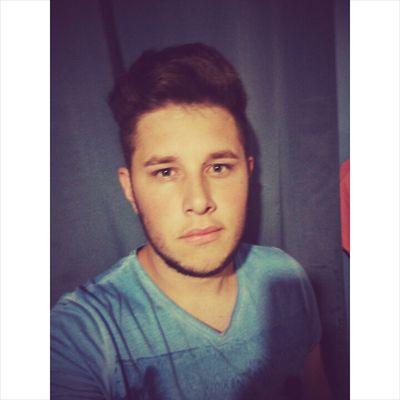 dilvanelemos's profile picture. 