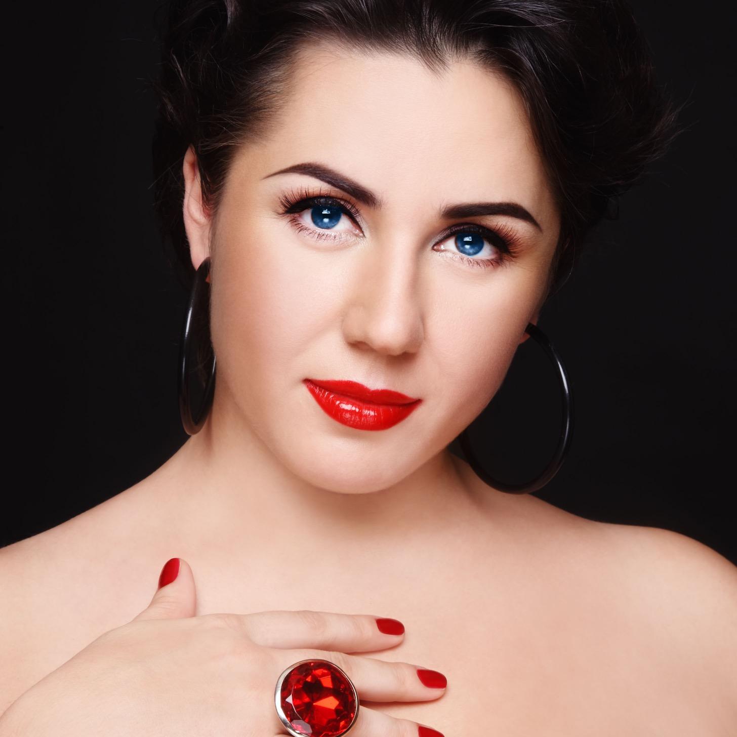 TinaTraverse1's profile picture. Passionate Writer. Autism warrior mom. Dream Weaver. Proud to be a good old Newfie gal. #Vampire #Suspense #Thriller