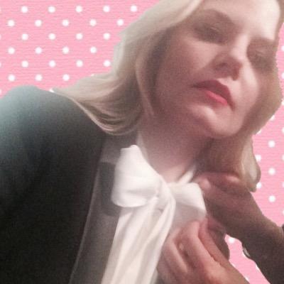 free follow from @umswanqueen