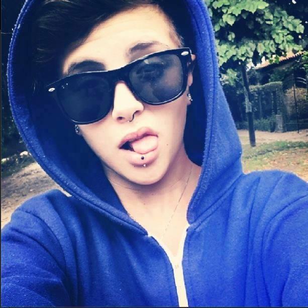 likin_22's profile picture. 