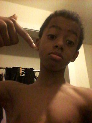 HoTBoYRoB