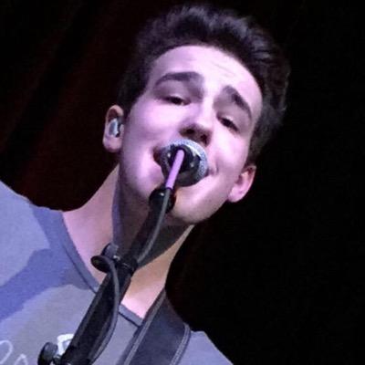 Were here to bring support and love to the @jacobwhitesides fan base and all other fan bases! Tweet us your Jacob tweets/photo's! Jacob loves us!