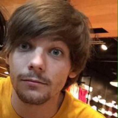 free follow • follow @parmahamx please :)
