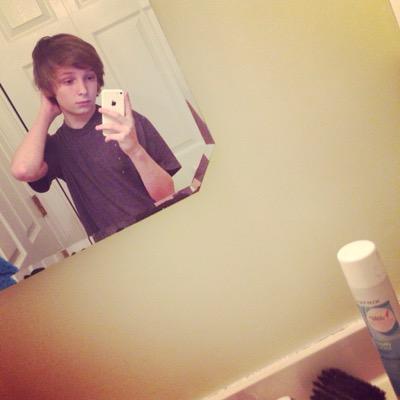 xjacksonIV's profile picture. 