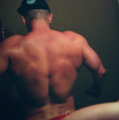 daCodeandDevuX's profile picture. WORD