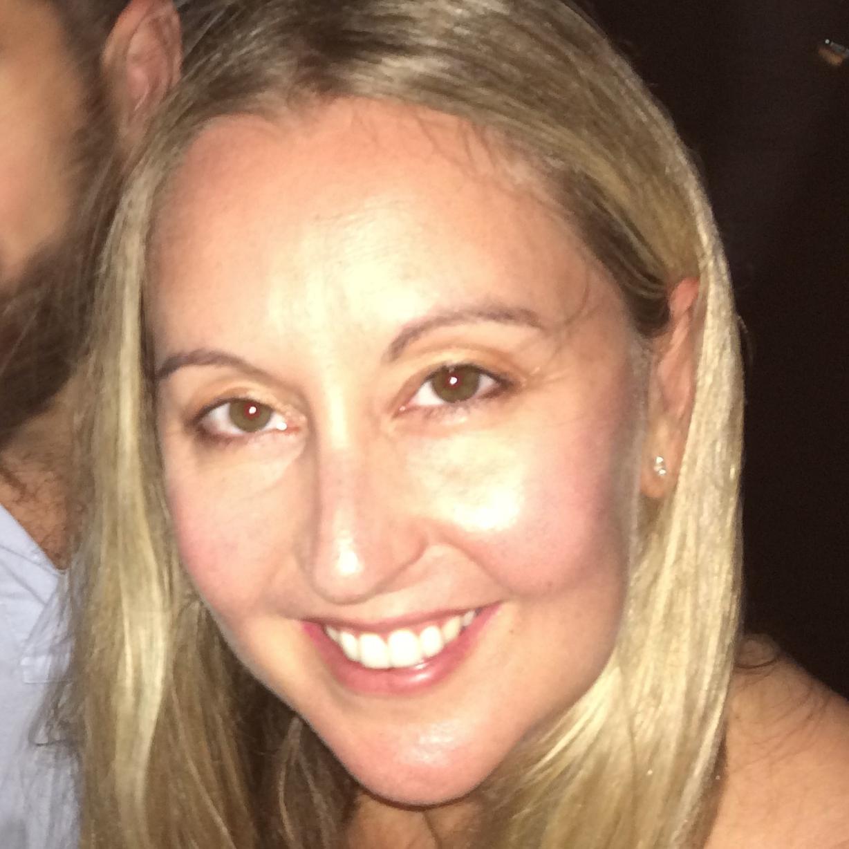 sashi76's profile picture. 