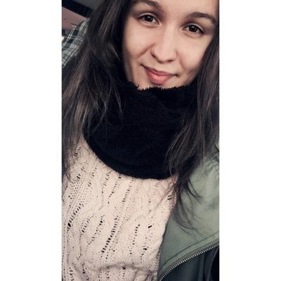 | Julczi | 16 | Belieber, Roomie | @justinbieber ~ I'm proud of u.