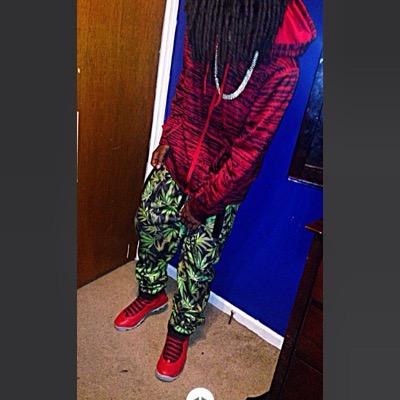 ARKANSAS BORN AND RAISED FMOI:@burnriichh_    #srtlife Owner of Oblongs Service, LLC