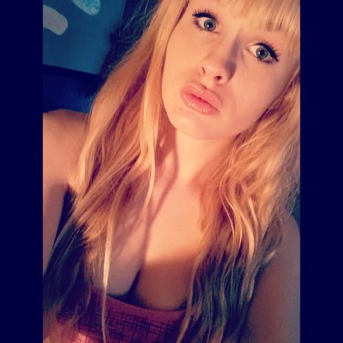 R1mcvekz4V's profile picture. Director of Business Development at Weight Watchers of Las Vegas. I'm on a mission to start a healthy revolution. Will you join me?