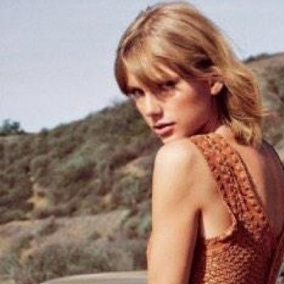Hey there! This is a free follow from @089swift, it would be amazing if you followed them back! :)