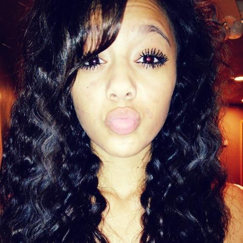 Realist, Love people(even my hater). Feel free to hit the follow button and I will do  the same #FollowBack
