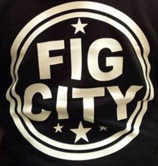 Hello people im qu3 from cali been here all my life..i love cali there is no other place like it.Youtube/figcitytv.com IG: ston3rqu3mon3y http://t.co/kwZ5DxhOr6