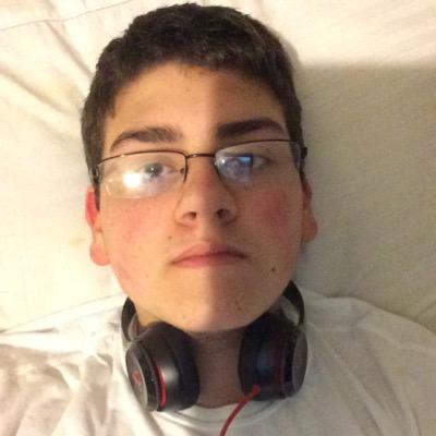 mikey 19, my a pretty chill guy dont be scared to talk to me, im a little weird...but ill be fine!