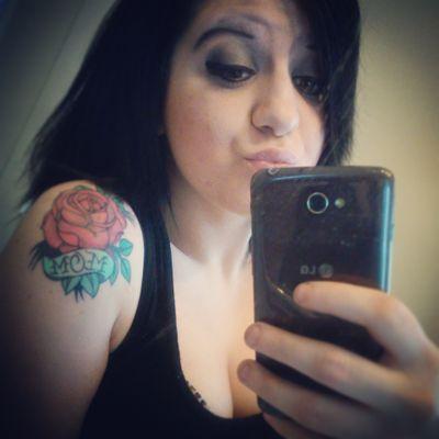 Instagram : @trxp_blessing216 Kik : ShortyShorts_420
