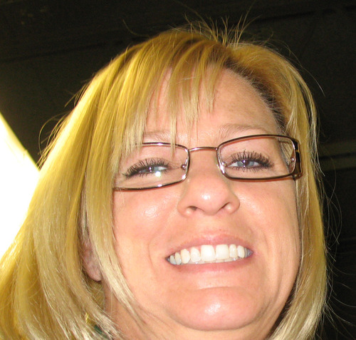 mother of 4!! Full service jeweler and designer! Specialize in colored stones and diamonds, custom work