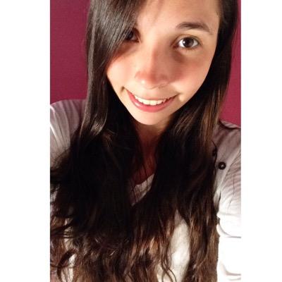 Venezolana. Amante y protectora de los animales. Comunicadora Social. Productora Audiovisual. Instagram: tabi.garcia