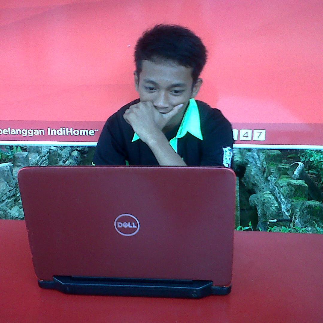Lahir, sekolah, bekerja, mati.