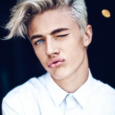 rp/ @irlgypsy is bae af¿