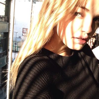 RomiRenterghem's profile picture. Dominique models agency