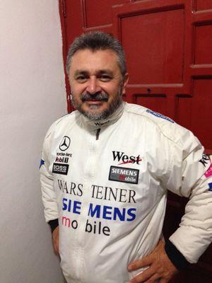 fragaman1967's profile picture. No hay fuerza más poderosa que la mente humana, y quien domina la mente ¡LO DOMINA TODO!
Si siempre quieres ganar, primero debes ¡APRENDER A PERDER!