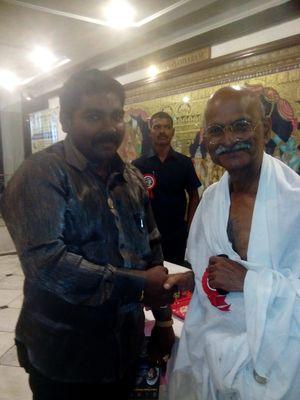 கலியுகத்தின் கல்கி அவதாரம் திரு ரஜினிகாந்த் வாழ்க 
by
இர.செ.பி
R.S.P