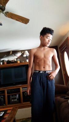 hi I am bored some one text me