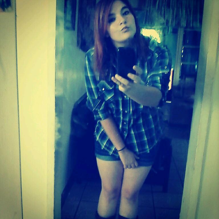 I'm Rebellious and Reckless. My Motto: *Party, Sleep, Repeat*. Most of all I Don't Care About the Consequences. Enjoy my dark and twisted side*★★★