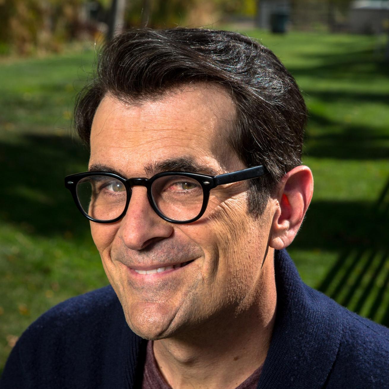 Nothing but Phil Dunphy tweets.