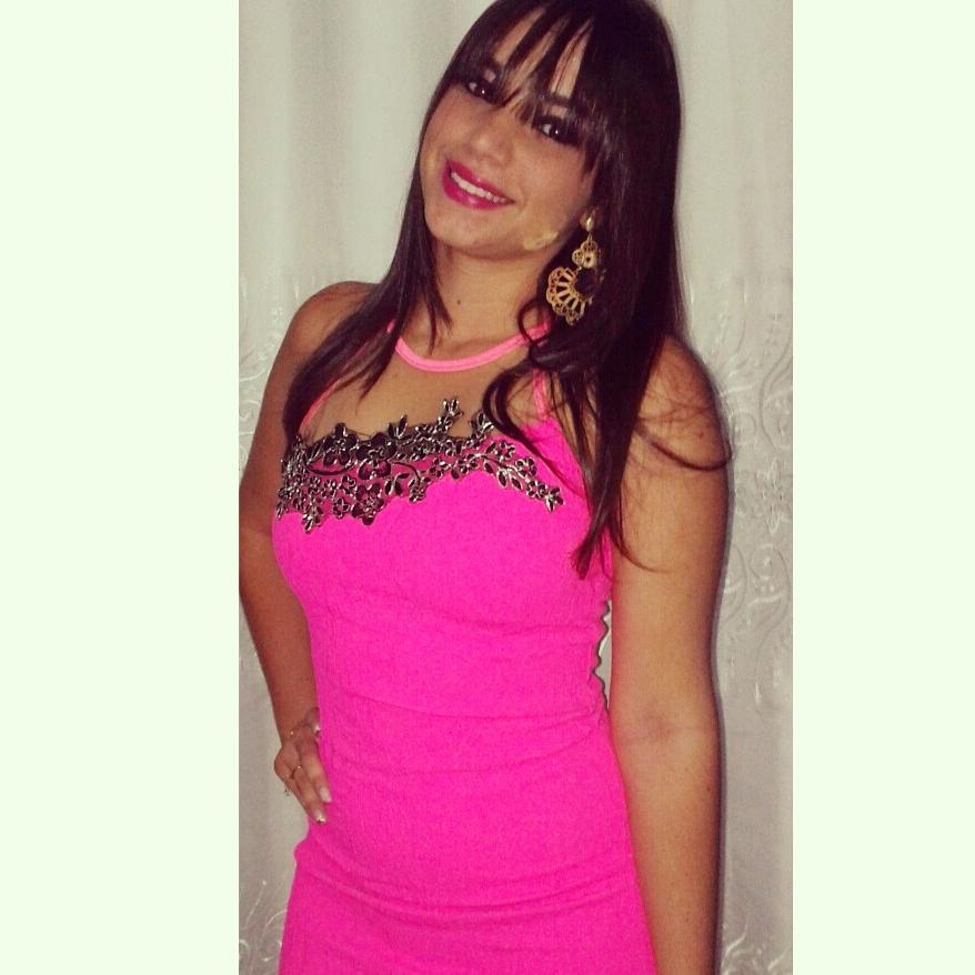 Pra quem tem pensamento forte , o impossível é só questão de opinião !           insta:@rafaelasouza18