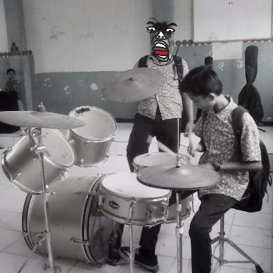 (˘̀^˘́҂)Ҧfollback ? just mention|-_-  SMPN 3 Lamongan-13-05-2001..