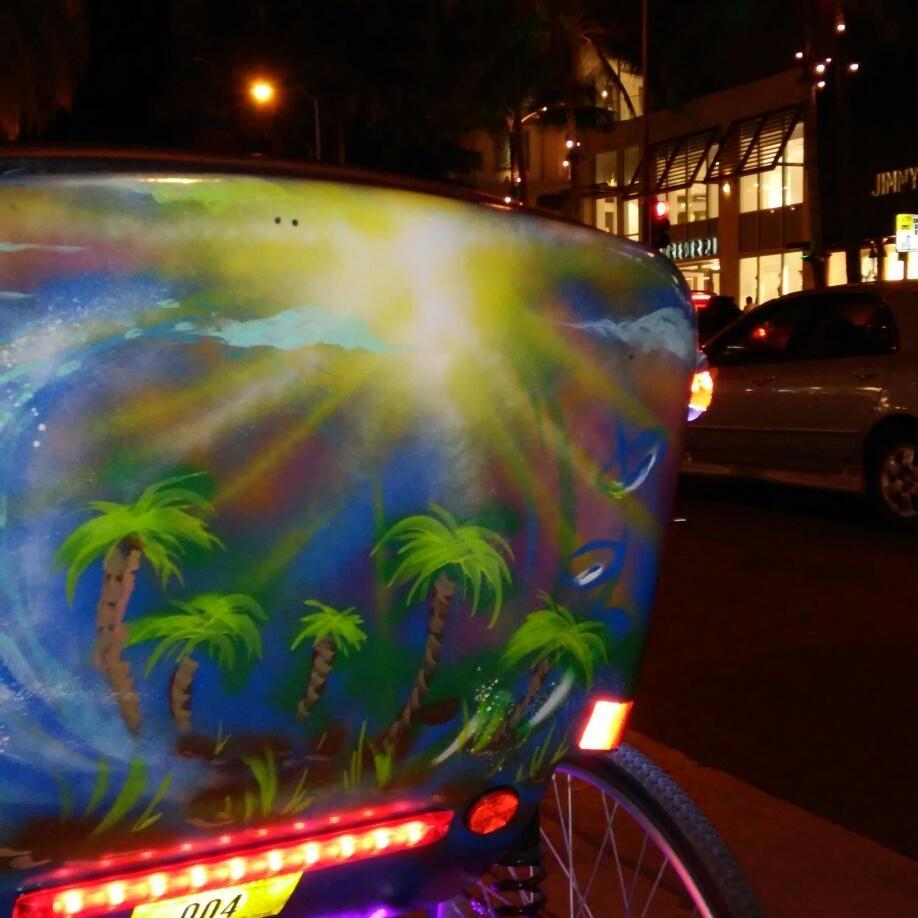 Honolulu Pedicabs, the best way to see Waikiki.