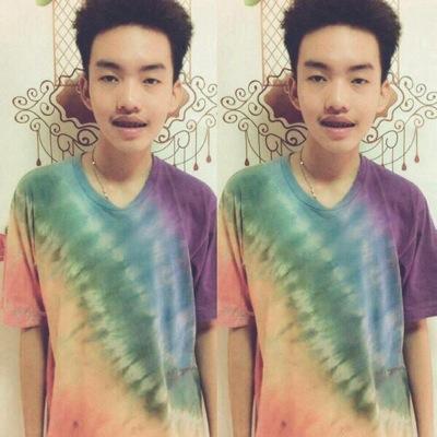 ชื่อเฮง เฮงเฉยๆนะ ไม่ใช่เฮงเอ๋งๆ -- | ผู้ชายที่คิดว่าตัวเองหล่อที่สุด | หลงตัวเองที่สุด | IG.hengsaksorn
