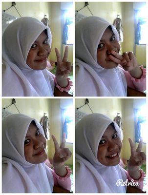 Ya allah semoga keluarga ku sehat walafiat dan bahagia didunia mau pun diakhirat serta selamat didunia mau pun diakhirat ♥