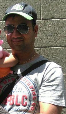 IT Professional, loves classic movies , Football, Ghazals