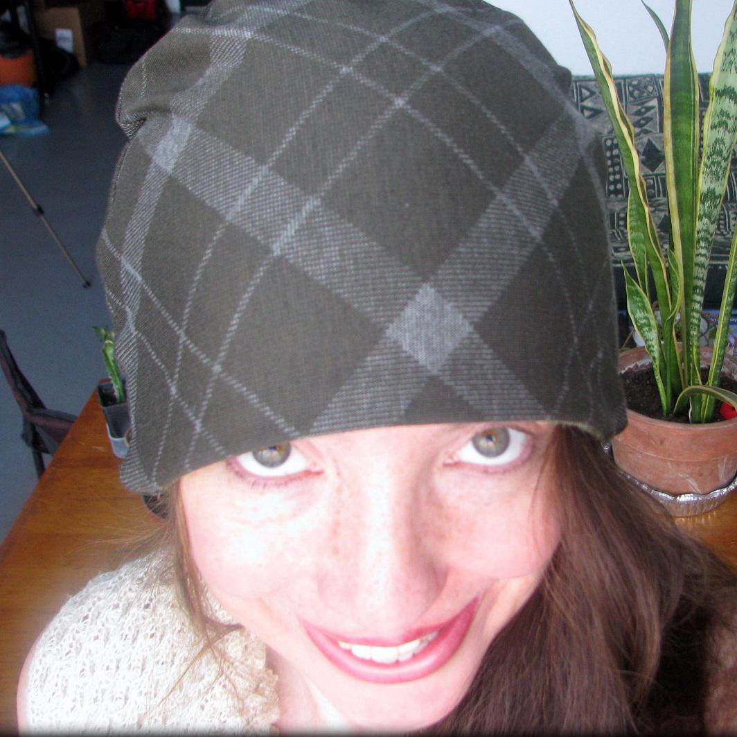 Artisan of funky textile creations.  Check me out:  http://t.co/vufPuYI0Py and http://t.co/SlqBCCef2f .  Thank-ya!