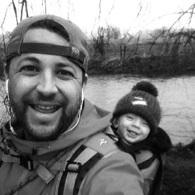 Vodafone Business Development Manager - Salisbury RFC Coach - Amateur Chef - Wannabe Snowboarder and Cyclist - Ex Royal Marine #paystobeawinner