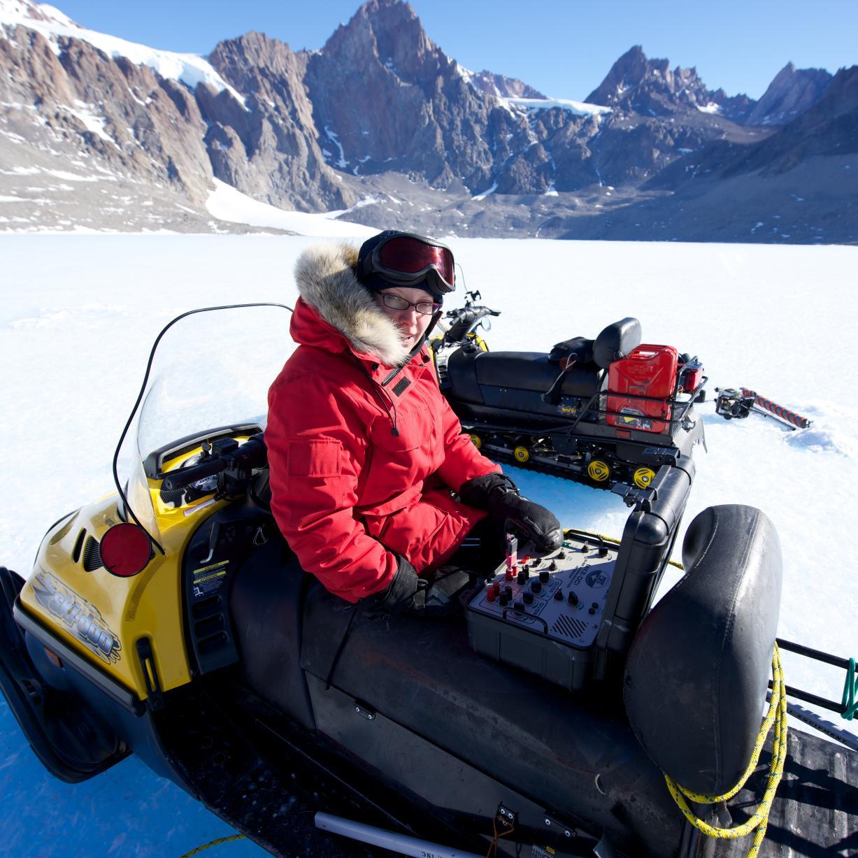 geobiologist | biogeochemist | organics and isotopes | assistant professor @Carleton_U | she/her | tweets all mine #geobiology #microbes #astrobiology