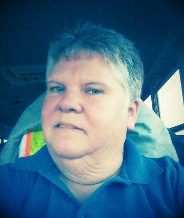 carlyda423's profile picture. 