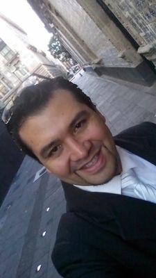 Mercadologo con cuestionitis cronica generativa, Director de Mkd de Entorno Creativo y Consultor en mi tiempo libre