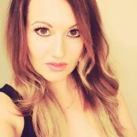 nicole marie (@ladie_dry) 's Twitter Profile