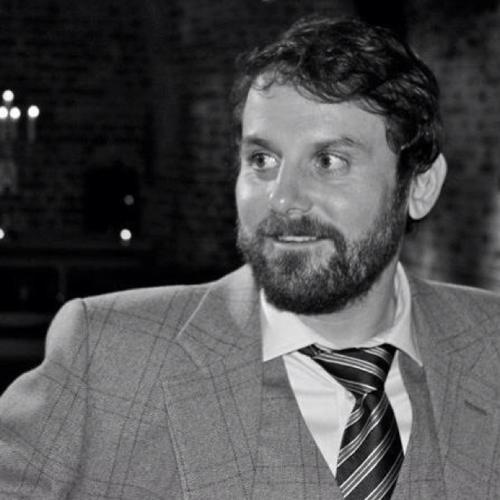 CleaverTraining's profile picture. Level headed, smiling, Husband to Carrie , proud Father & Sales Trainer, Inspired by #results , but are YOU getting them!! #LightBulbMoments