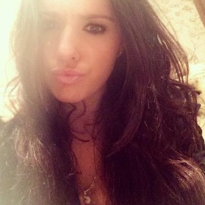 StefaniaRomano9's profile picture. 