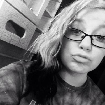 Alyssa332Alyssa's profile picture. Holdrege Nebraska .. Bands saved me . Pierce The Veil . Sleeping With Sirens .  All Time Low . Pvris . Mallory Knox .