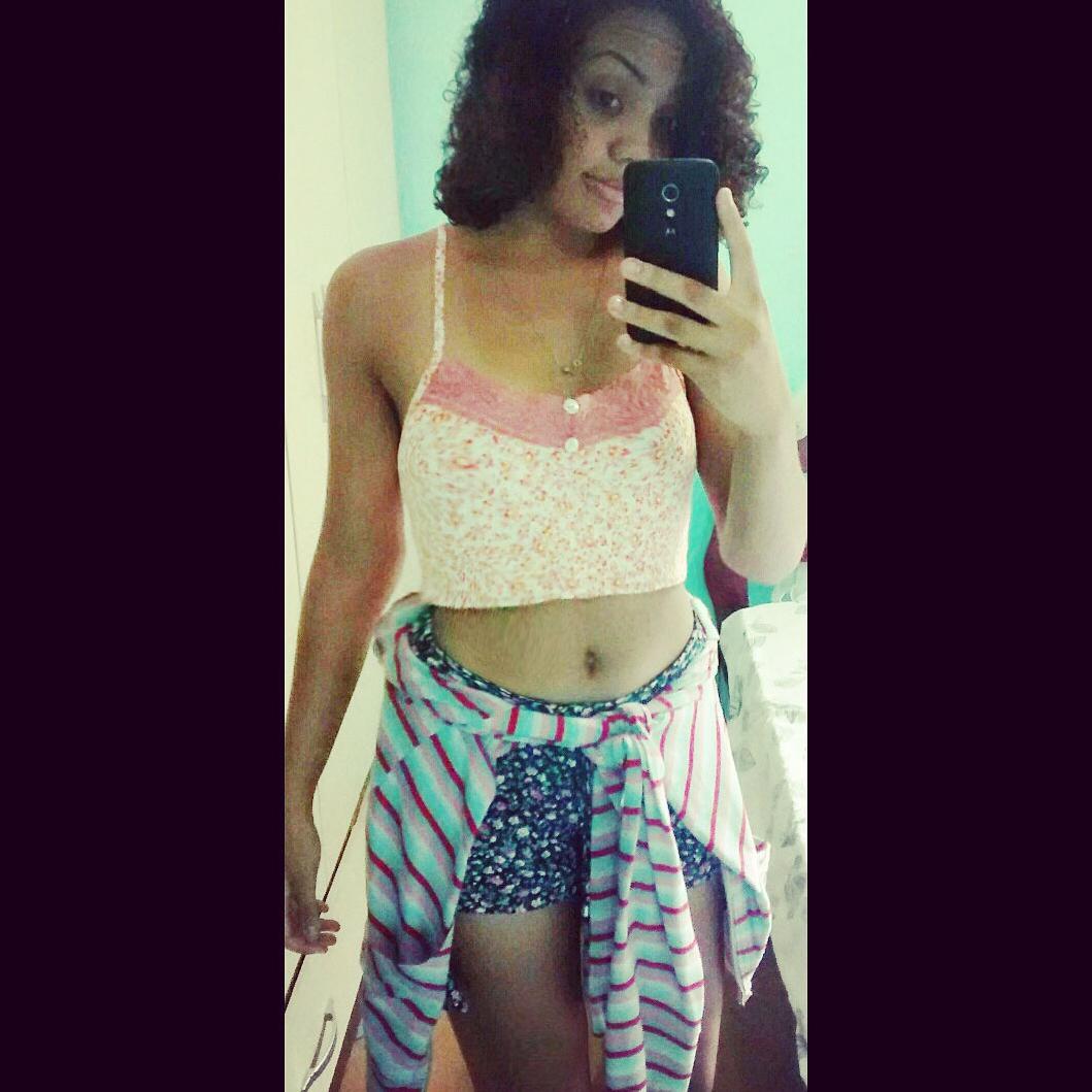 Motivo da minha felicidade e do meu sorriso não tem preço mas tem seu nome SENHOR *--*