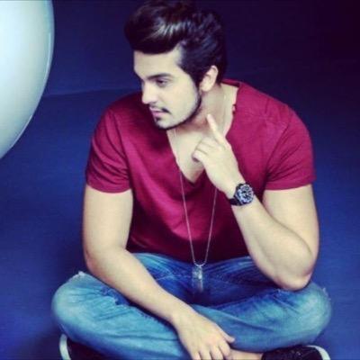 Se eu soubesse todas as palavras que definem o amor, faltaria muito para descrever o que eu sinto por você . @luansantana